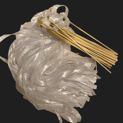 סרטים על מקל מסאטן בצבע לבן תחרה