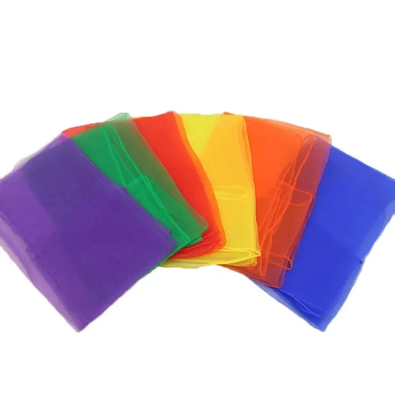 מטפחות צבעוניות בגודל 60x60 ס